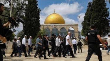 Situasi Bahaya Masjid Al Aqsa, IDF Kawal Rabi Yahudi Ekstremis Masuk, Ritual Sapi Merah Terlaksana?