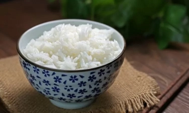Ternyata Nasi Beku yang Dihangatkan Kembali Layak Dikonsumsi, Simak Manfaatnya untuk Kesehatan Anda