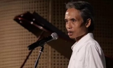 Mengenal Sosok Joko Pinurbo: Sepak Terjang Menjahit Syair Puisi yang Abadi Dalam Ingatan