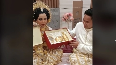 Digelar Secara Meriah dan Mewah, Ini Isi Souvenir Pernikahan Putri Isnari dan Abdul Azis