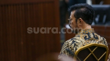 Hakim Cecar Saksi Kementan Soal Jatah Uang Rp30 Juta Per Bulan untuk Istri SYL