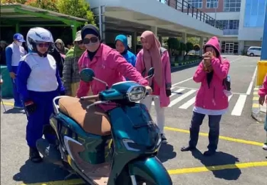Ribuan Kartini Zaman Now Ikuti Pelatihan Safety Riding Agar Tak Asal Berkendara