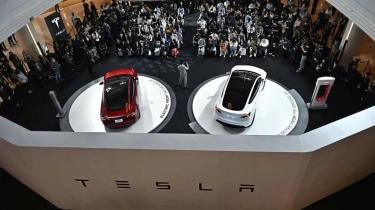 Penurunan Pengiriman EV Tesla Picu Reaksi Investor Terhadap Elon Musk