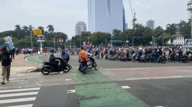 May Day 2024 di Jakarta: Demo Sebentar di Dekat Istana, Massa Buruh Kini Bergerak ke Senayan