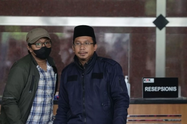 Hari Ini Penyidik Periksa Bupati Sidoarjo Ahmad Muhdlor Ali