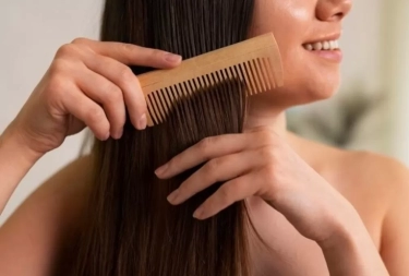 Kerap Mengganggu Penampilan, Berikut 11 Cara Merawat Rambut Berminyak
