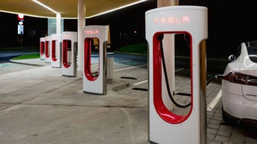 Bikin Bingung Antara PHK dan Sukses Jaringan Supercharger, Tesla Punya Alasan Bisnis Sendiri