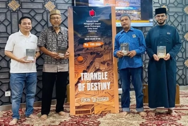 Novel Triangle of Destiny Gugah Empati Perjuangan Insan Palestina