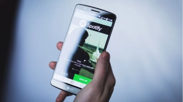 3 Cara Menampilkan Lirik Lagu di Spotify Tanpa Aplikasi Tambahan