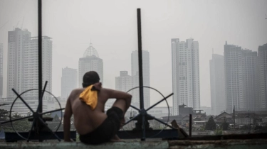 Udara Jakarta Senin Pagi Tidak Sehat, Masuk 10 Besar Terburuk Dunia!