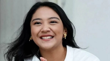Putri Tanjung Digaji Rp 100 Juta Kerja di PT CT Corp, Netizen: Perusahaan Bapak Sendiri Nggak Digaji Juga Santai!