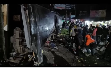 32 Korban Kecelakaan Bus Rombongan SMK Lingga Kencana Luka, Dibawa ke RS Depok