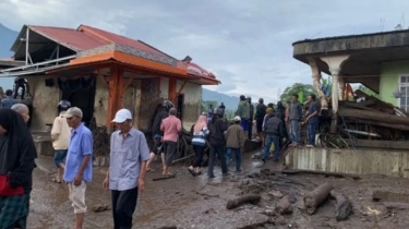 Banjir Lahar Dingin di Sumbar: 37 Orang Tewas, Korban Hilang dalam Pencarian