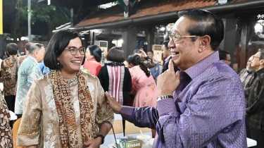 Potret Adem SBY Genggam Tangan Sri Mulyani, Warganet: Jadi Ingat Kasus Century...