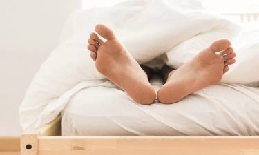 Jangan Sepelekan Kaki Kram saat Tidur! Ketahui 6 Penyebab dan Cara Mengatasinya