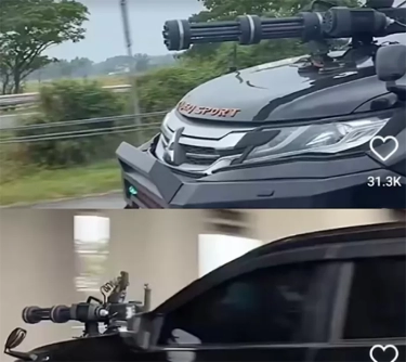 Viral Mitsubishi Pajero Sport Cosplay jadi Tank, Pasang Aksesori Senapan Mesin di Kap Mesinnya, Netizen: Tingkahnya Aneh