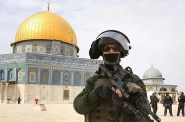 Pasukan Israel Serbu dan Larang Azan Masjid Ibrahimi di Hebron