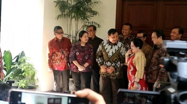 PDIP Gabung ke Prabowo-Gibran atau Oposisi? Hasto: DNA Sudah Jelas, Tunggu Tanggal Mainnya
