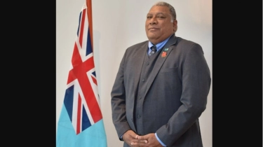 Sosok Presiden Fiji yang Kenakan Rok Saat Pembukaan WWF, Ternyata Ada Maknanya