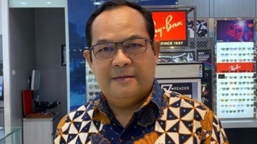 Prof. DR. Sutrisna Wibawa, M.Pd