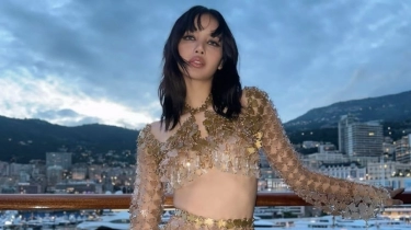 Tampil Memukau di Grand Prix Monako, Lisa BLACKPINK Pakai Outfit dari 1800 Sampah Plastik: Ini Potretnya