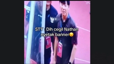 Lihat Penggemar Bawa Banner Nathan Tjoe-A-On, Wajah Shin Tae Young Jadi Meme Kocak Netizen