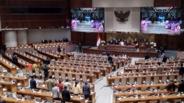 Gak Ngaruh Banjir Kritik Publik, RUU TNI-Polri Tetap Dilanjut DPR