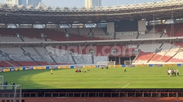 Kabar Buruk Jelang Timnas Indonesia vs Irak, Begini Kondisi Lapangan Stadion Utama GBK Pas Dilihat Erick Thohir