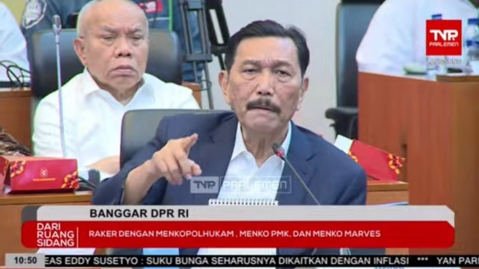 Luhut Bilang Kantornya Seperti Gudang, Mau Renovasi Rp 20 Miliar Tak Ada Duit