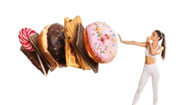 5 Cara Mudah Kurangi Asupan Gula dan Karbohidrat Tanpa Menyiksa Diri