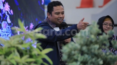 Arief R Wismansyah Canangkan SMA/SMK Swasta Gratis Jika Terpilih Jadi Gubernur Banten