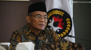 Menko PMK: Jokowi-Prabowo Upacara 17-an Di IKN, Ma'ruf-Gibran Di Jakarta