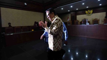 Demi Gaji Segini, Irman Usman Gigih Tuntut MK sampai Dikabulkan Pemungutan Ulang DPD RI Sumbar