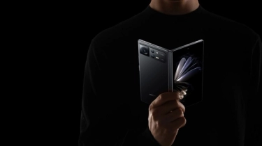 Saingi Huawei, Xiaomi Mi Mix Fold 4 Jadi HP Lipat Ketiga dengan Komunikasi Satelit