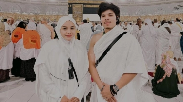Aurel Hermansyah Cium Multazam hingga Hajar Aswad Saat Haji, Perjuangannya Bikin Haru Netizen