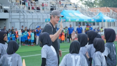 Eks Pelatih Timnas Putri Takjub Perkembangan Sepak Bola Putri di MilkLife Soccer Challenge Kudus