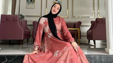 Syuting Bareng Kartika Putri, Cara Angelina Sondakh Pakai Hijab Curi Perhatian: Buk ...
