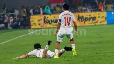 Thom Haye Cedera Usai Selebrasi Gol di Laga Timnas Indonesia vs Filipina, Ada Luka Terbuka di Dengkul