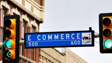 Akumindo: E-Commerce Merupakan Era Baru Mekanisme Perdagangan, Bukan Penyebab Banjir Impor