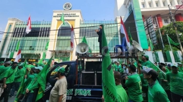 Kubu Pro Mardiono Gelar Aksi di Depan Kantor PPP, Kader Diminta Tak Saling Menyalahkan