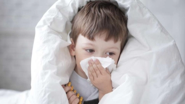 Begini Cara Bedakan Batuk Pilek Sebagai Gejala Alergi atau Hanya Sakit Biasa Pada Anak
