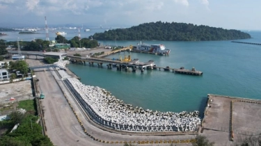 Tingkatkan Layanan Konsumen, ASDP Sediakan Travelator sampai Peredam Gelombang di Pelabuhan Merak