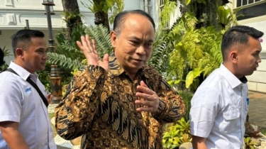 Anggota DPR Fraksi PDIP Beri Jempol ke Budi Arie Masih Bertahan Ditekan Preman Minta Tebusan 8 Juta Dollar AS
