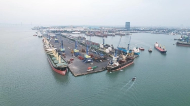Berkat Transformasi, Waktu Tinggal Kapal di Terminal Jamrud Pelabuhan Tanjung Perak Berkurang