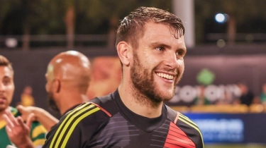 Sulit Tembus Starter MLS All-Star 2024, Maarten Paes Bersaing dengan Kiper Juara Piala Dunia 2018