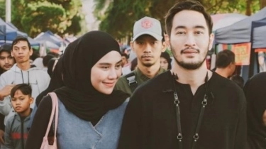 Dampingi Suami Kampanye, Syahnaz Sadiqah Tenteng Tas Seharga 23 Kali UMR Bandung Barat