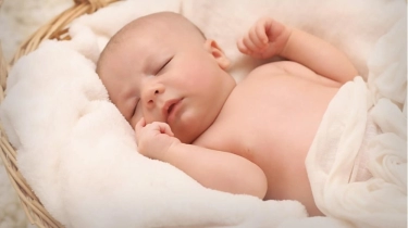 Arti Mimpi Menemukan Bayi: Pertanda Keberuntungan atau Kecemasan?