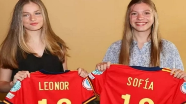 Manisnya Putri Leonor dan Sofia dari Kerjaan Spanyol saat Angkat Piala Euro, Momen 12 Tahun Lalu Terjadi Lagi