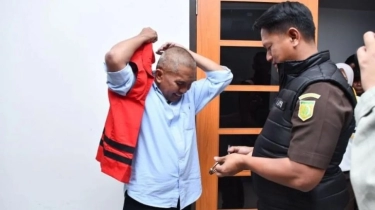 Tingkah Eks Pj Bupati Bandung Barat Arsan Latif saat Dijebloskan ke Penjara: Bawa Senpi