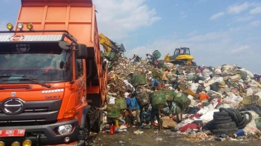 Walhi Curiga Pemprov Jakarta Sengaja Membiarkan Masalah Sampah Terus Terjadi: Ada Proyek di Sana, Mereka Untung